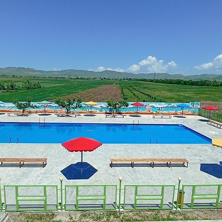 Erazank Hotel Gyumri Exterior photo