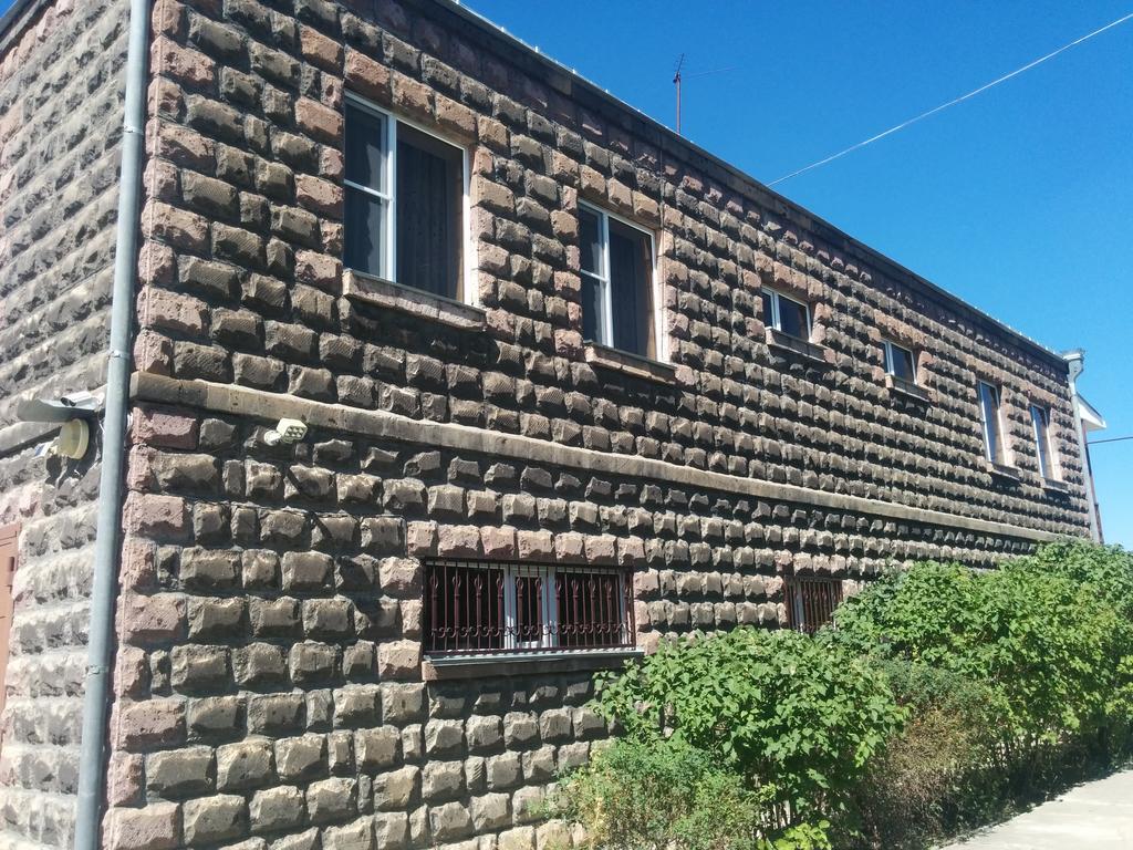 Erazank Hotel Gyumri Exterior photo